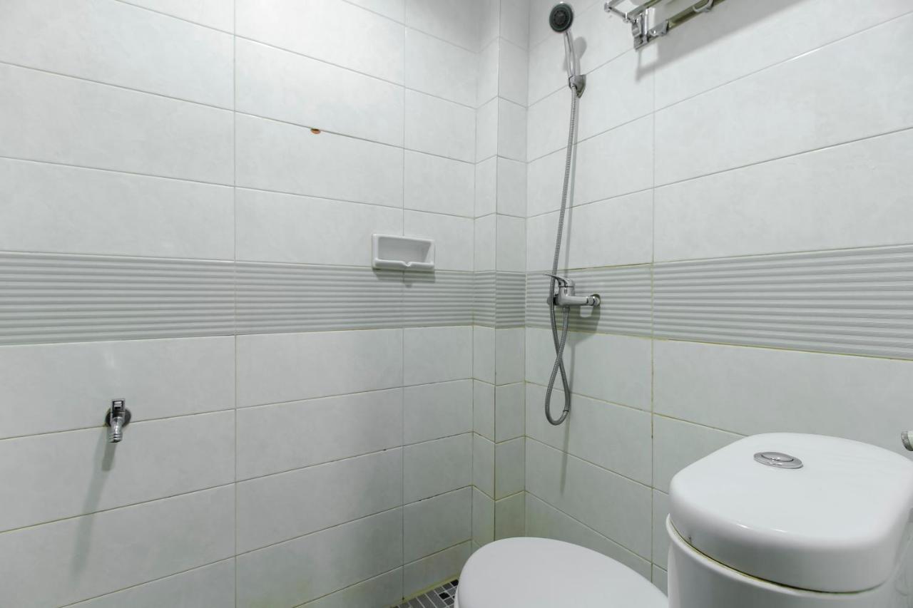 Reddoorz Plus Syariah @ Jalan Sriwijaya Medan Exterior foto